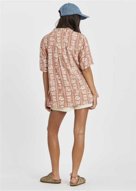 SISSTR - Camisa Island